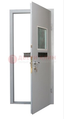 Белая металлическая дверь в кассу ДКС-1 в Кубинке
