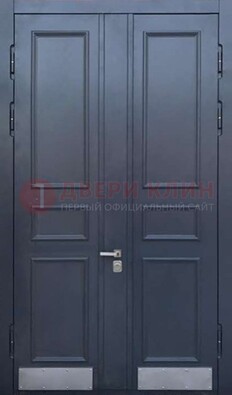 Черная двухстворчатая дверь для улицы с МДФ ДМ-535 в Кубинке