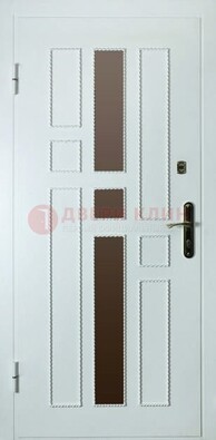 Белая стальная дверь с МДФ и декоративными вставками ДМ-62 в Кубинке