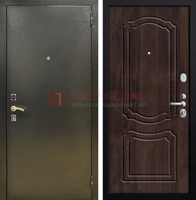 Темно-серая железная дверь с порошковым покрытием и коричневой МДФ ДП-288 в Кубинке