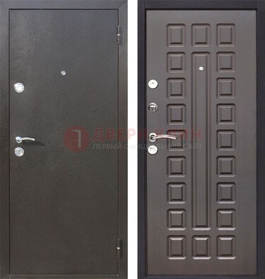 Коричневая железная дверь с порошковым окрасом ДП-63 в Кубинке