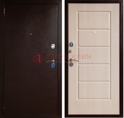 Коричневая металлическая дверь с порошковым окрасом ДП-92 в Кубинке