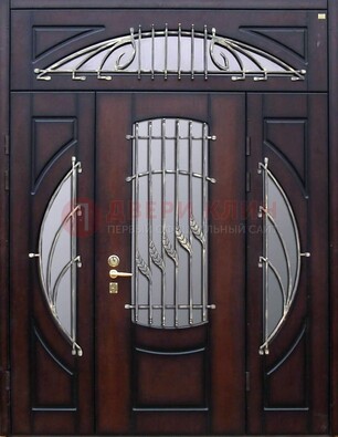 Парадная дверь со стеклянными вставками и ковкой ДПР-9 для улицы в Кубинке