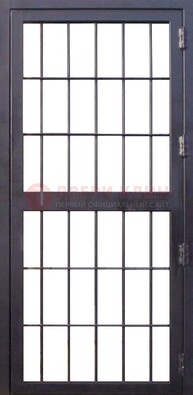 Темная стальная решетчатая дверь ДР-34 в Кубинке