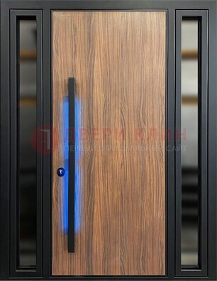 Коричневая металлическая дверь со стеклом ДС-69 в Кубинке