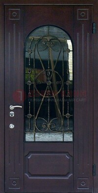 Стальная дверь со стеклом и ковкой ДСК-80 в загородный дом в Кубинке