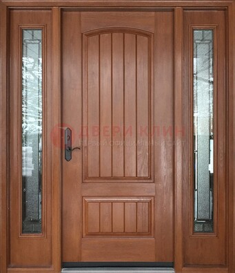 Стальная дверь с массивом дуба и витражом для дома ВЖ-17 в Кубинке